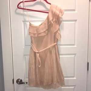 One shoulder pale pink dress